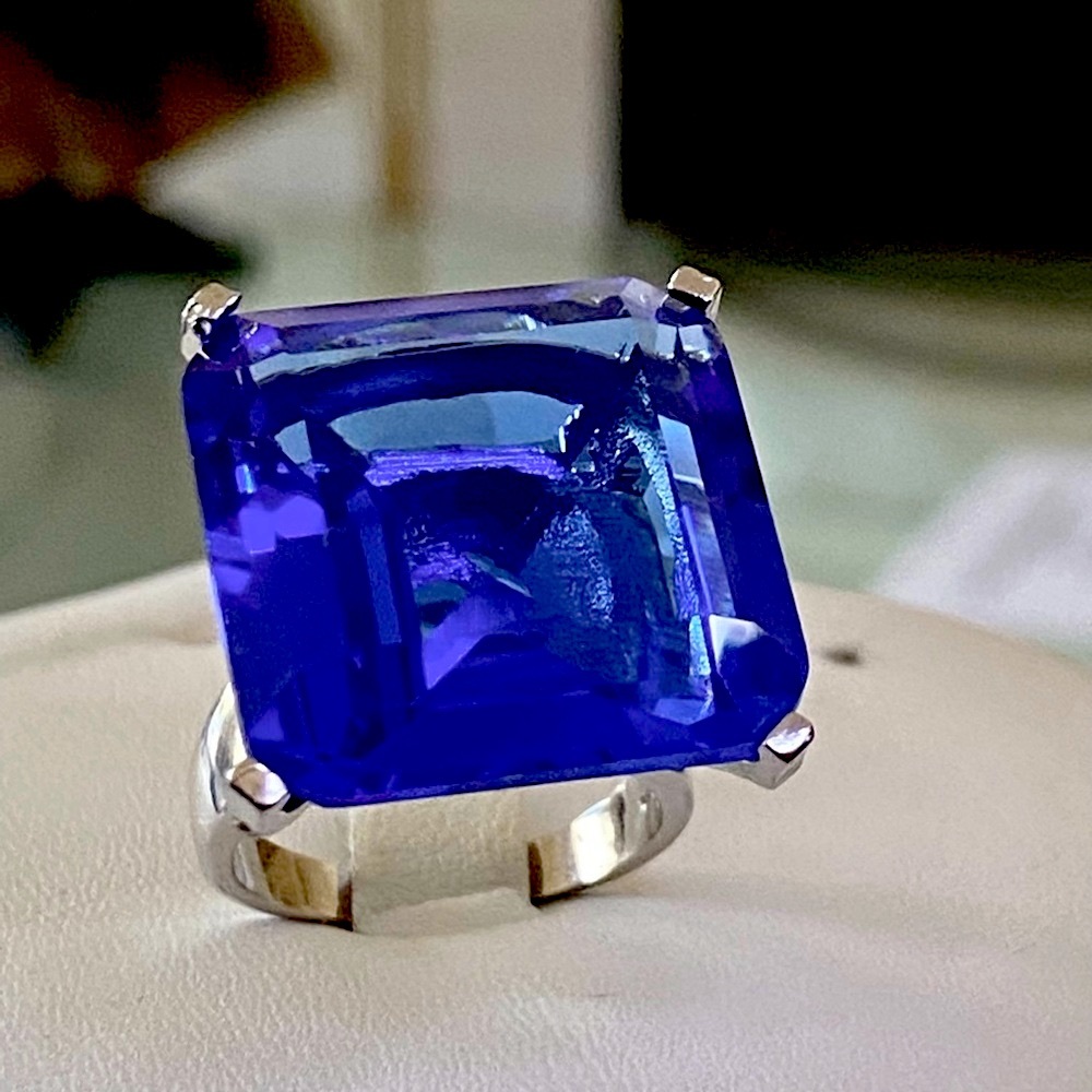 ⭐️SALE ‼️ Princess cut Tanzanite ring 💥⭐️💥